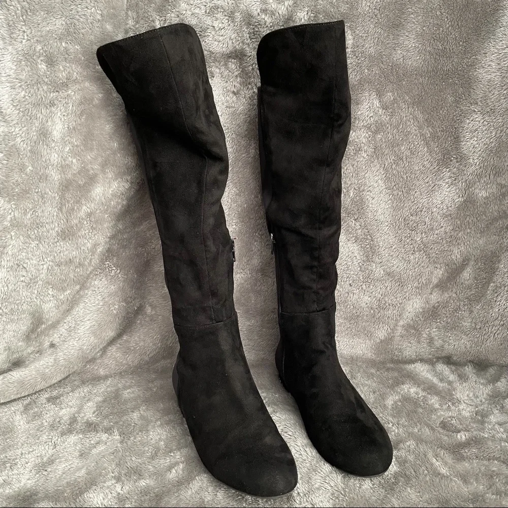 Wild Diva Black Faux Suede Over-The-Knee Boots Size 7 Flat Slouchy OTK Boots